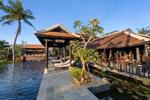 Sứ Retreat Hoi An - Riverfront Resort