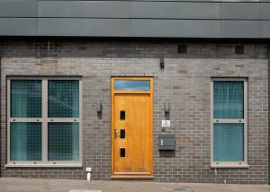 Queens Lodge, Redhill