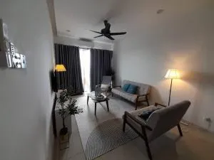 Crystal Heights Cozy House - 甘文丁