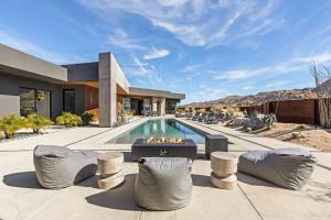 Cactus Cove by Fieldtrip 4bd villa w Pool Spa and Views