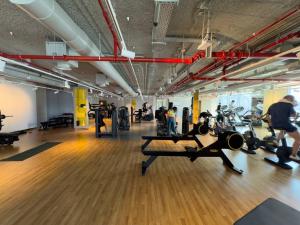 2BR near Dubai Mall, Burj views!