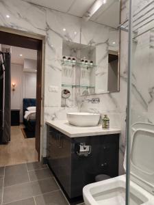 Elegance & Comfort near MG Road