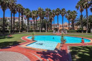 107 St Tropez Eyrie Holiday Apartments