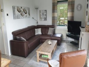 Modern Beach Retreat Sauna