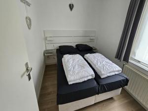 Modern Beach Retreat Sauna