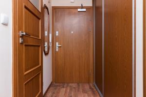 Villa Mistral Studio z Parkingiem blisko Plaży by Noclegi Renters