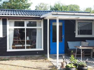 Small, Cozy Summer House In Marielyst