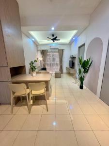 Villa 3bedroom 14min Sutera mall Aeon Bukit Indah