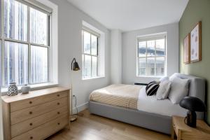 FiDi 1BR w Gym Lounge Complete Gym NYC-500