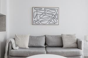 Blueground Brentwood pool gym near metro LAX-1285