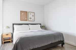 Blueground Brentwood pool gym near metro LAX-1285