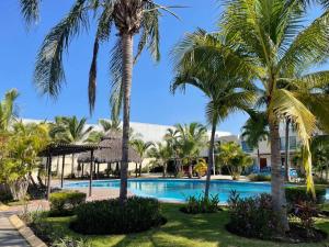 Casa entera en fraccionamiento bahia azul