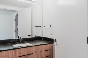 Blueground First Hill rooftop nr stadiums SEA-792