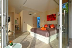 4bdr Modern Villa Signature by CapitalPro