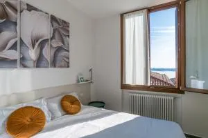 Spazioso apt- accesso privato al lago & posto auto - Eupilio