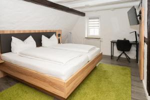 Suite room in Hotel Garni BURG WALDENSTEIN