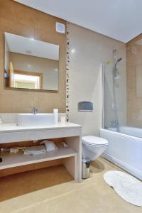 Colina Verde I - Modern Central Apartment