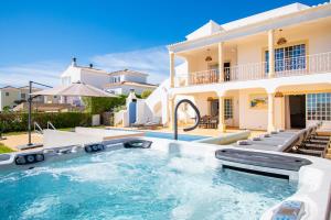 Casa Filipa Full house - Spacious Villa with Private Pool & Jacuzzi