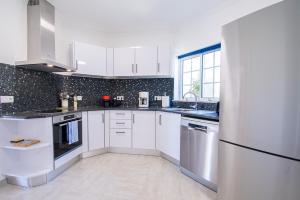 42 Presa do Moura - Elegant 2-Bedroom Townhouse