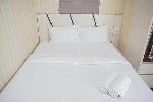 Cozy and Comfort Living 1BR Apartment at M-Town Residence By Travelio