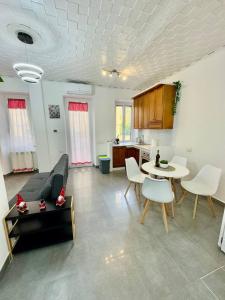 St Peter Luxury Home