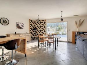 Villas Le point BE - Magnifique villa avec piscine chauffee - de mai a septembre - pour 6 personnes : photos des chambres