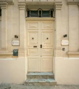 Sliema Central Iprime Suites - سليمة