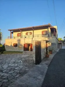 The House in Droushia - Terra