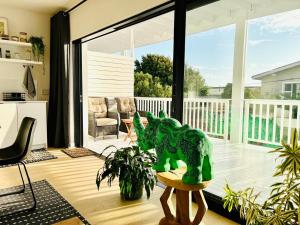 Stroll to Scarborough Beach, Rooibokkie Studio 1