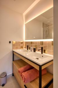 Appartements Suite du lac, Centre-ville, Lac & Casino a 2 min : photos des chambres