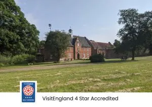 Spixworth Hall Cottages - NWI