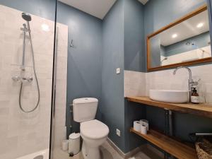 Maison de ville conviviale avec jardin proche dArgenton-sur-Creuse - FR-1-591-628