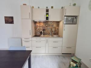 Appartements Charmant T2 lumineux a Nancy, quartier Haussonville - FR-1-584-334 : photos des chambres