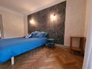 Maisons de vacances Gite familial en Berry avec jardin prive et velos, proche gare - FR-1-591-625 : photos des chambres