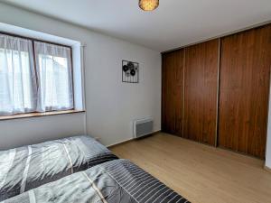 Appartements Gite renove avec parking a proximite de Saint-Die-des-Vosges - FR-1-589-675 : photos des chambres