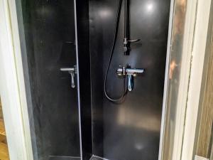 Maisons de vacances Chalet de charme pour 6 pers., proche ski, WiFi, parking, animaux admis - FR-1-589-683 : photos des chambres