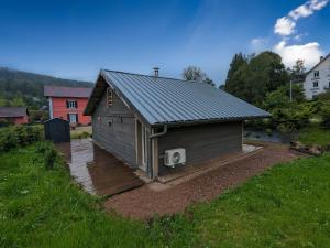 Maisons de vacances Chalet de charme pour 6 pers., proche ski, WiFi, parking, animaux admis - FR-1-589-683 : photos des chambres