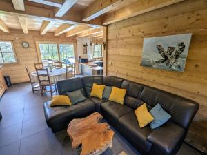 Maisons de vacances Chalet au coeur des Vosges avec sauna, terrasse et connexion WIFI - FR-1-589-692 : photos des chambres