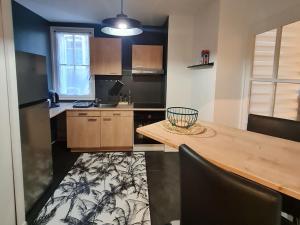 Appartement central et calme, proche de la Place Stanislas - FR-1-584-350