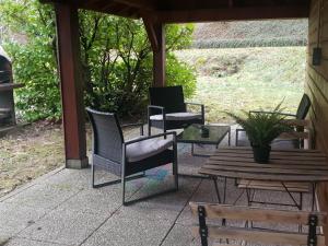 Maisons de vacances Chalet familial Vosges avec baby-foot et animaux admis - FR-1-589-688 : photos des chambres