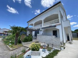 Lovely Apartment Marina Blue