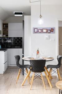 BNB Nobelova Terrace Bliss