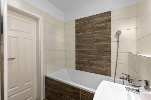 BNB Nobelova Terrace Bliss