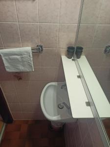 Maisons d'hotes Entre mures et chataignes : Chambre Quadruple
