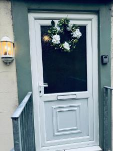 New Road Apartment - 2 Bedrooms - Sleeps 3