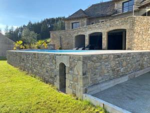 Villas Superbe Villa vue panoramique et piscine exterieure chauffee : photos des chambres