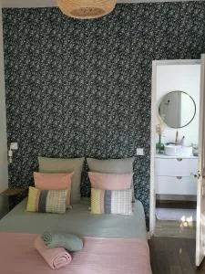 Chambre dans une dépendance La Rosette - Fontenay-sous-Bois