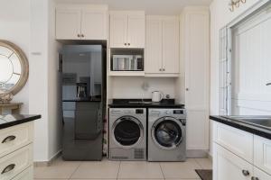 Seabreeze 7 - Inverter Back Up Power