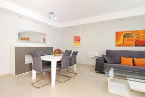 Global Vacacional, Moderno y práctico adosado en Puerto de Sagunto