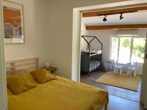 Villas Maison Moderne avec Piscine : photos des chambres